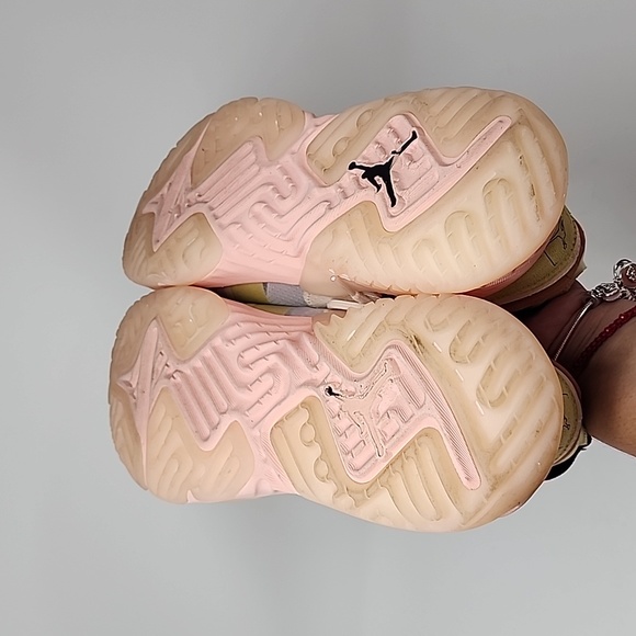 jordan delta breathe white guava